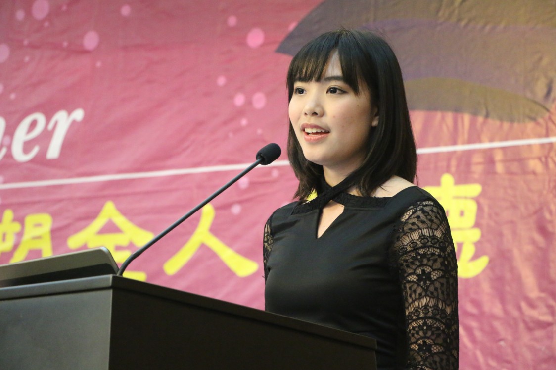 20140418-Z-06