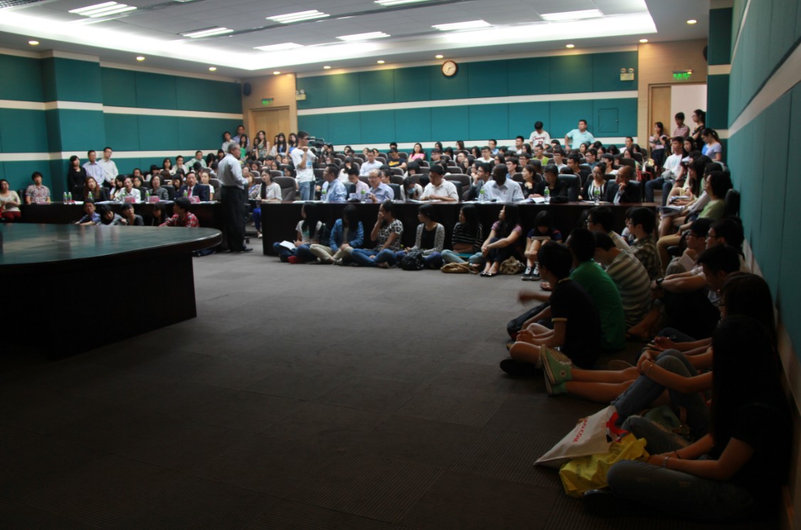 20140418-H-03