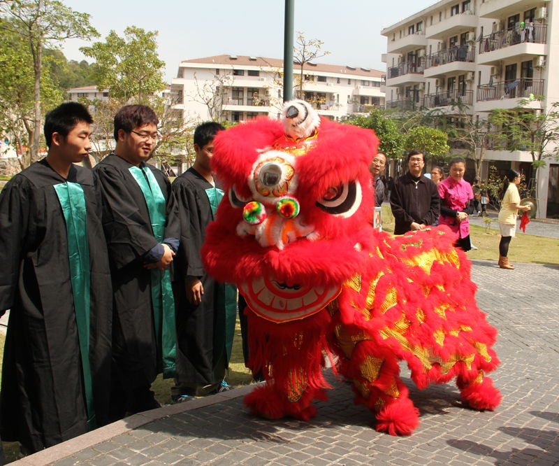 2013022704