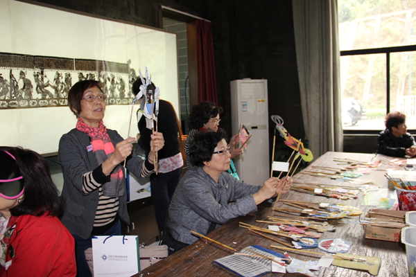 20131120-G-07